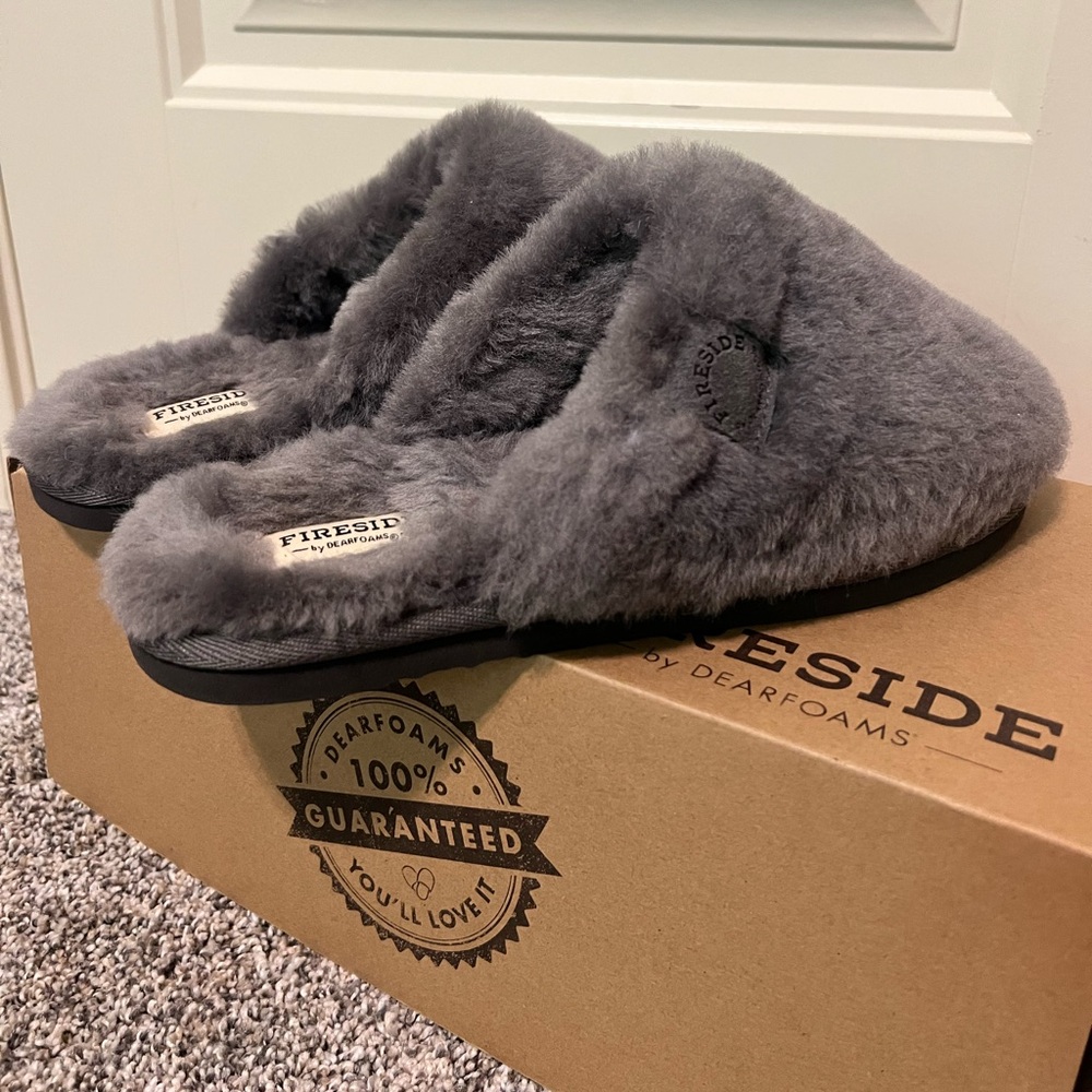 Fireside by Dearfoams Shelly Beach Shearling slippers
